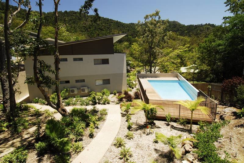 9/3 Deloraine Close CANNONVALE 8