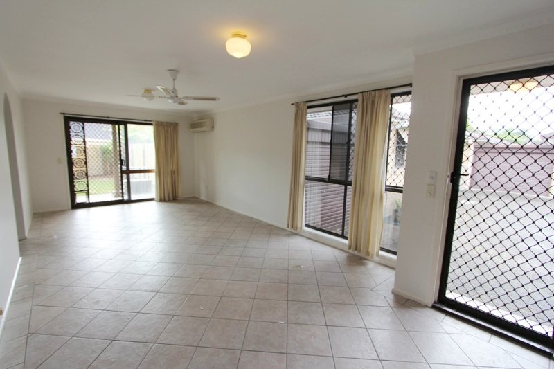 9/3 Duet Drive MERMAID WATERS 3