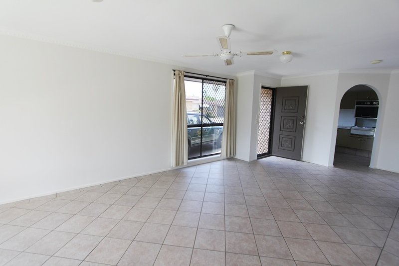 9/3 Duet Drive MERMAID WATERS 4