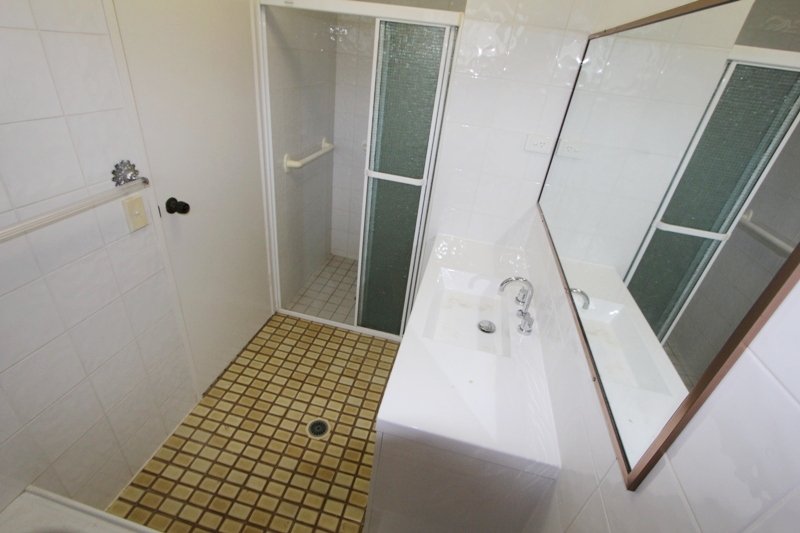 9/3 Duet Drive MERMAID WATERS 8