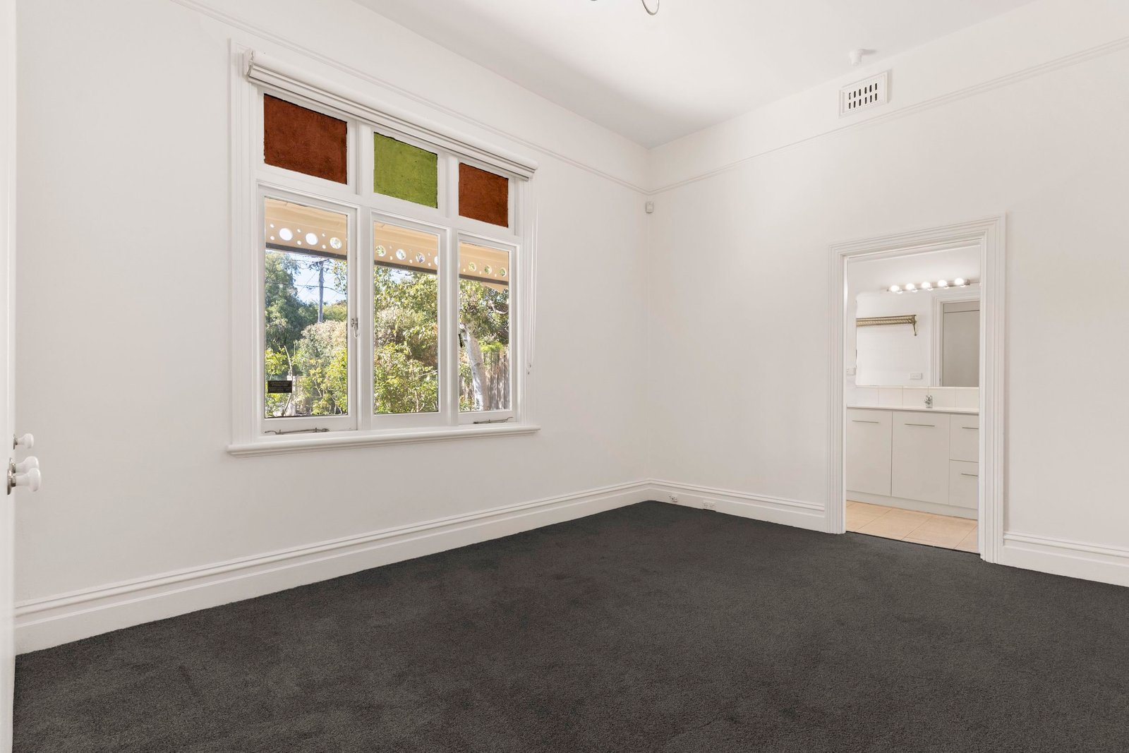 Real Estate and Property in 93 Eskdale Road, Caulfield North, VIC