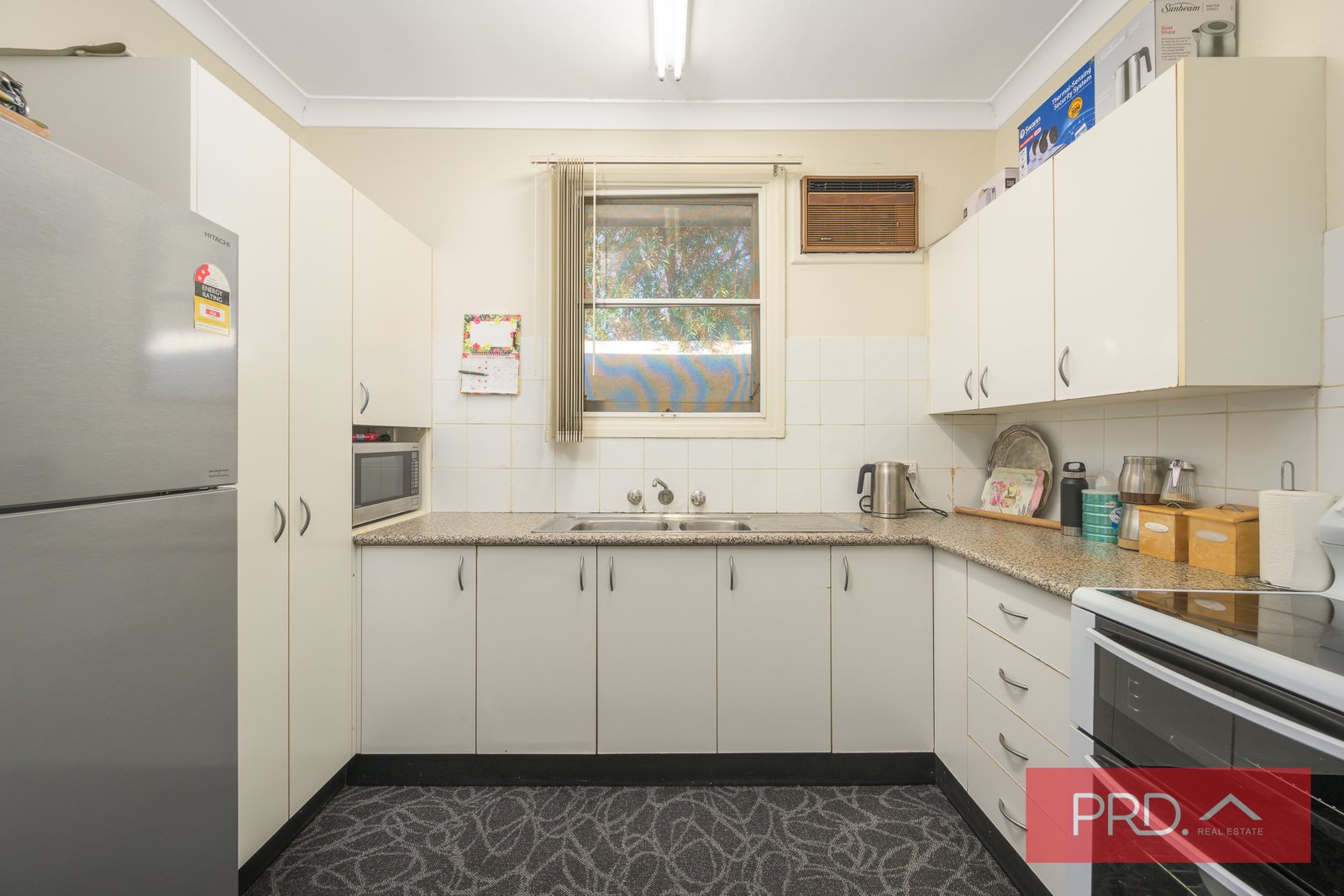 93 Graham Avenue LURNEA 4