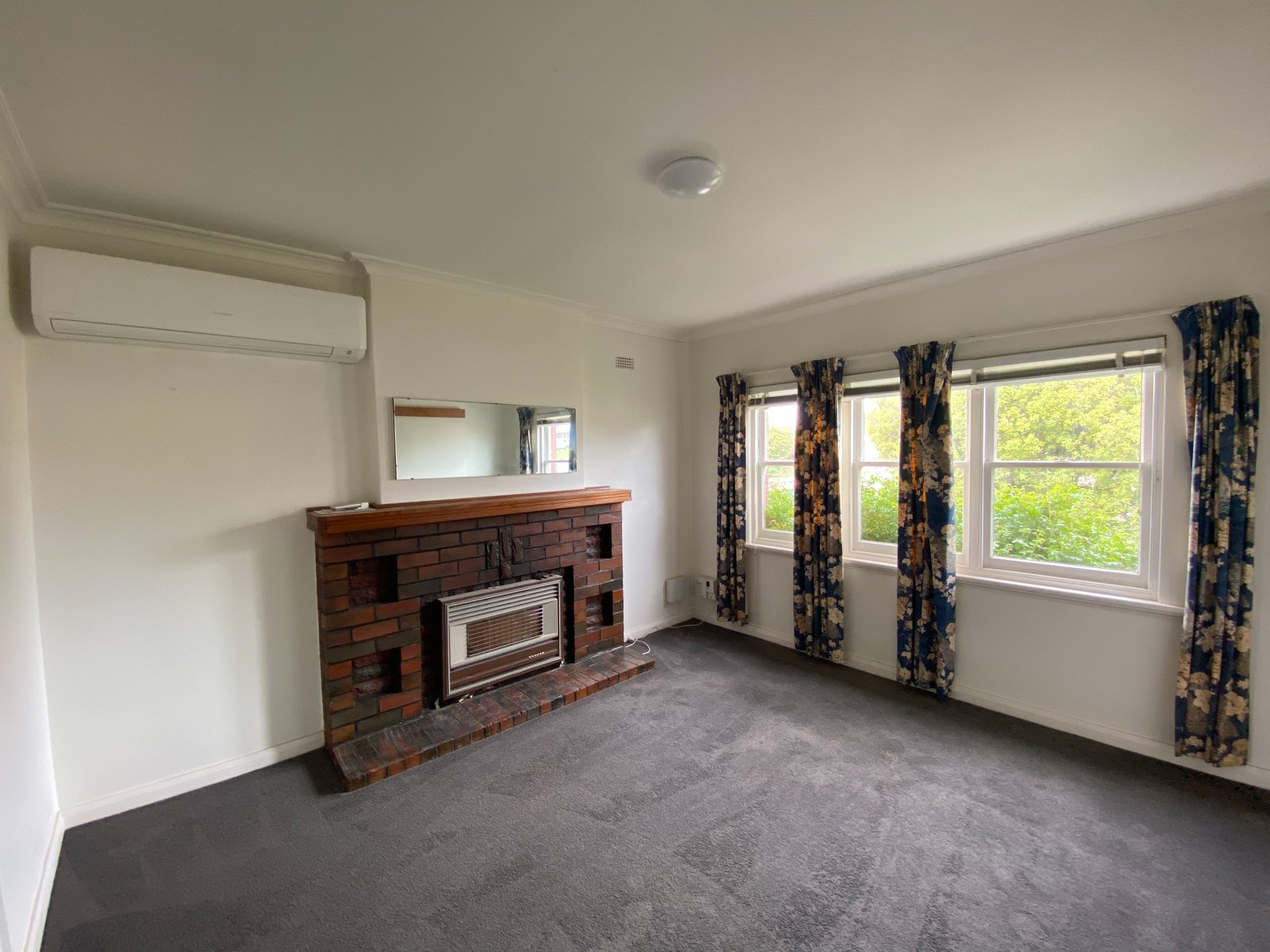 93 Grove Road GLENORCHY 2
