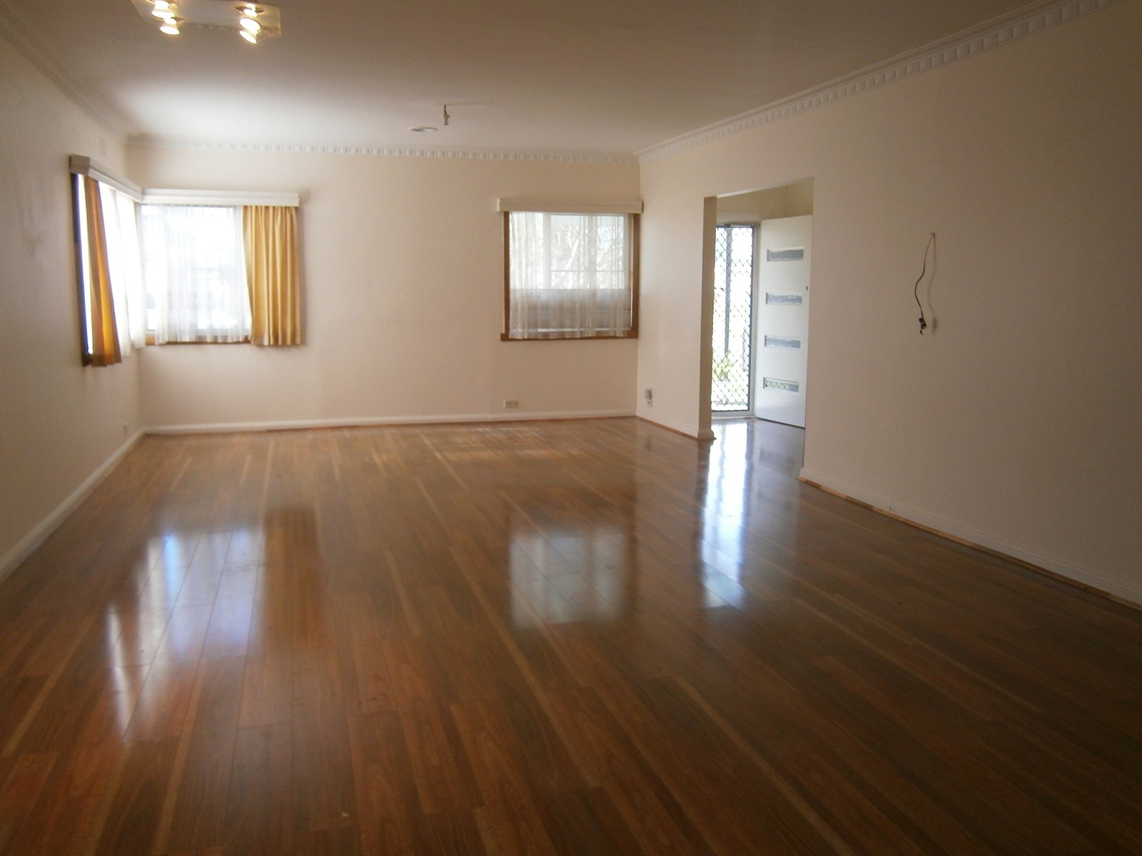 Gallery: 93 Huntingdale Road