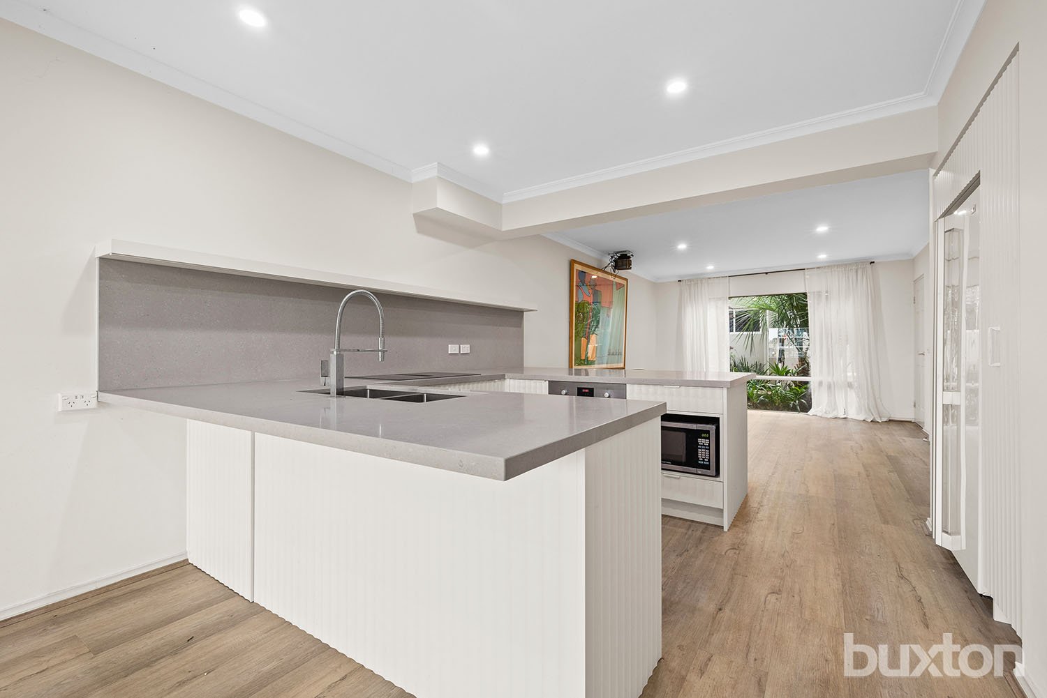 Gallery: 9/3 Inner Harbour Drive
