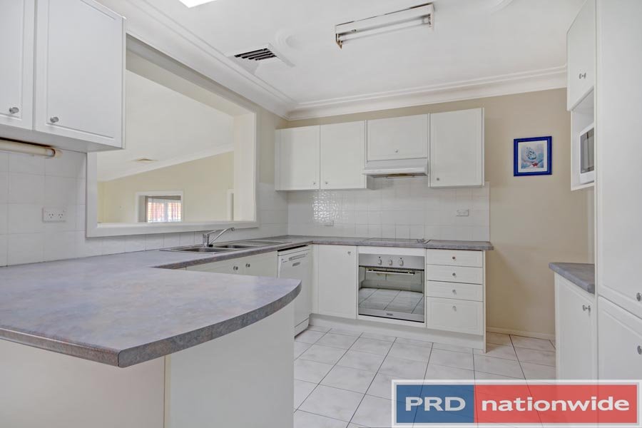 93 Lorraine Street PEAKHURST HEIGHTS 3