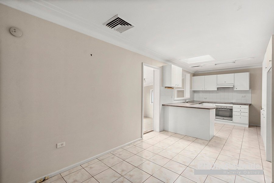 93 Lorraine Street PEAKHURST HEIGHTS 4