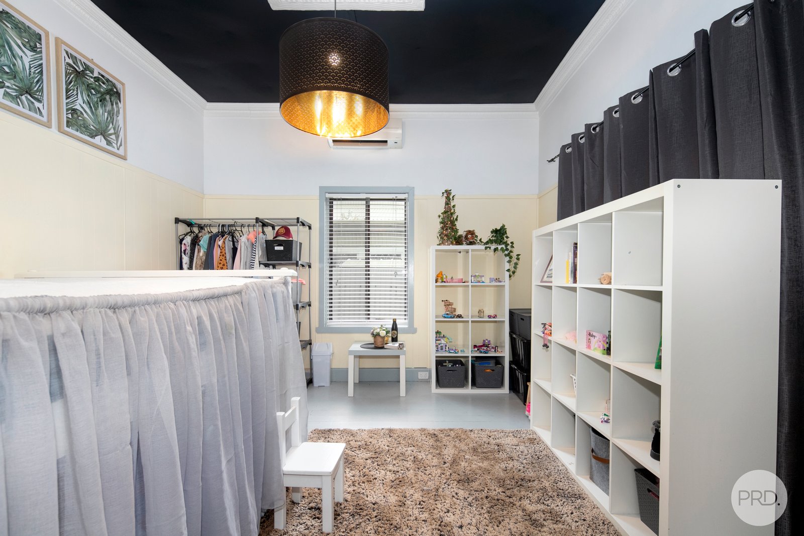 93 Main Street GORDON 11