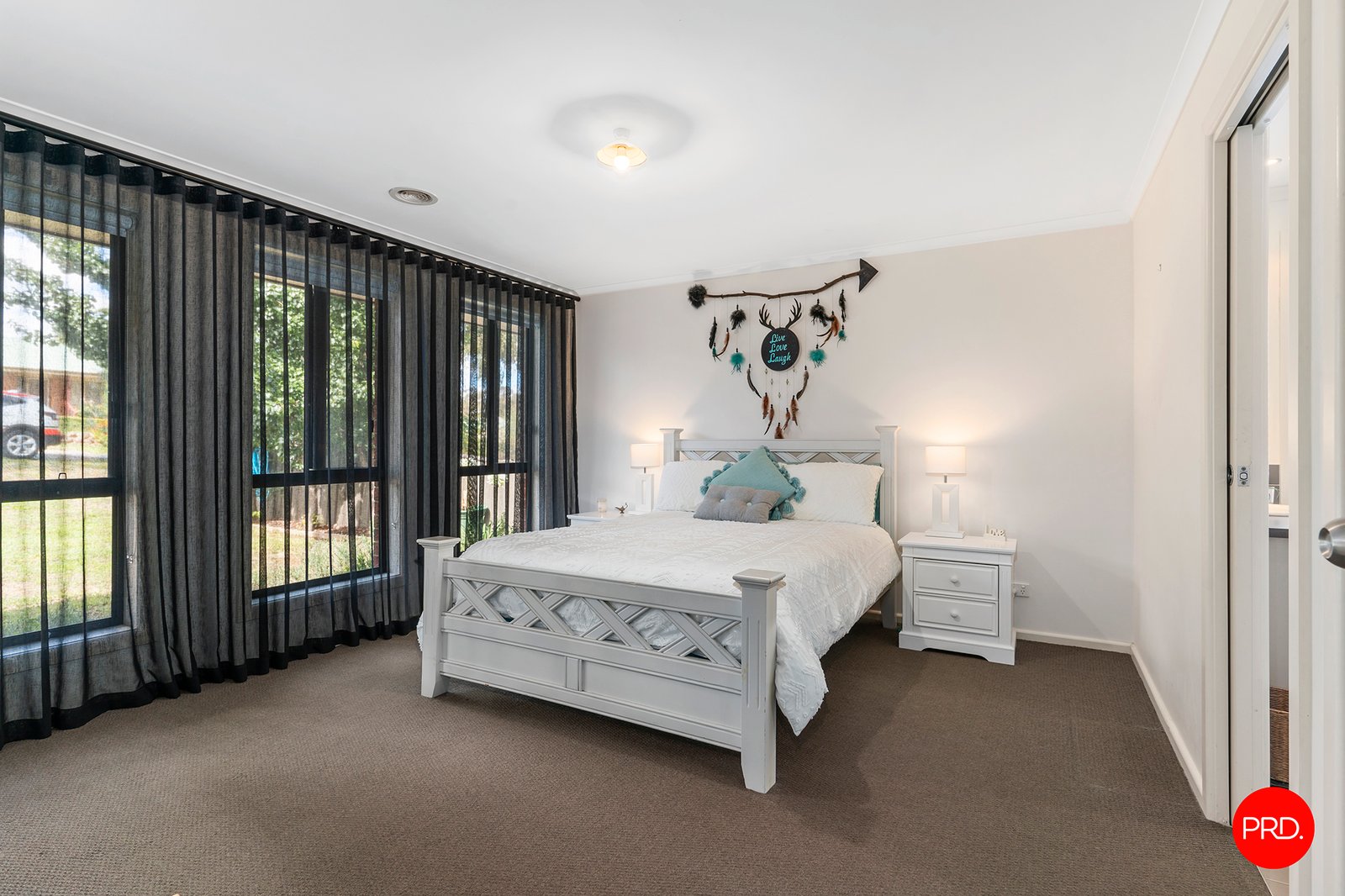 93 Mistletoe Street GOLDEN SQUARE 10