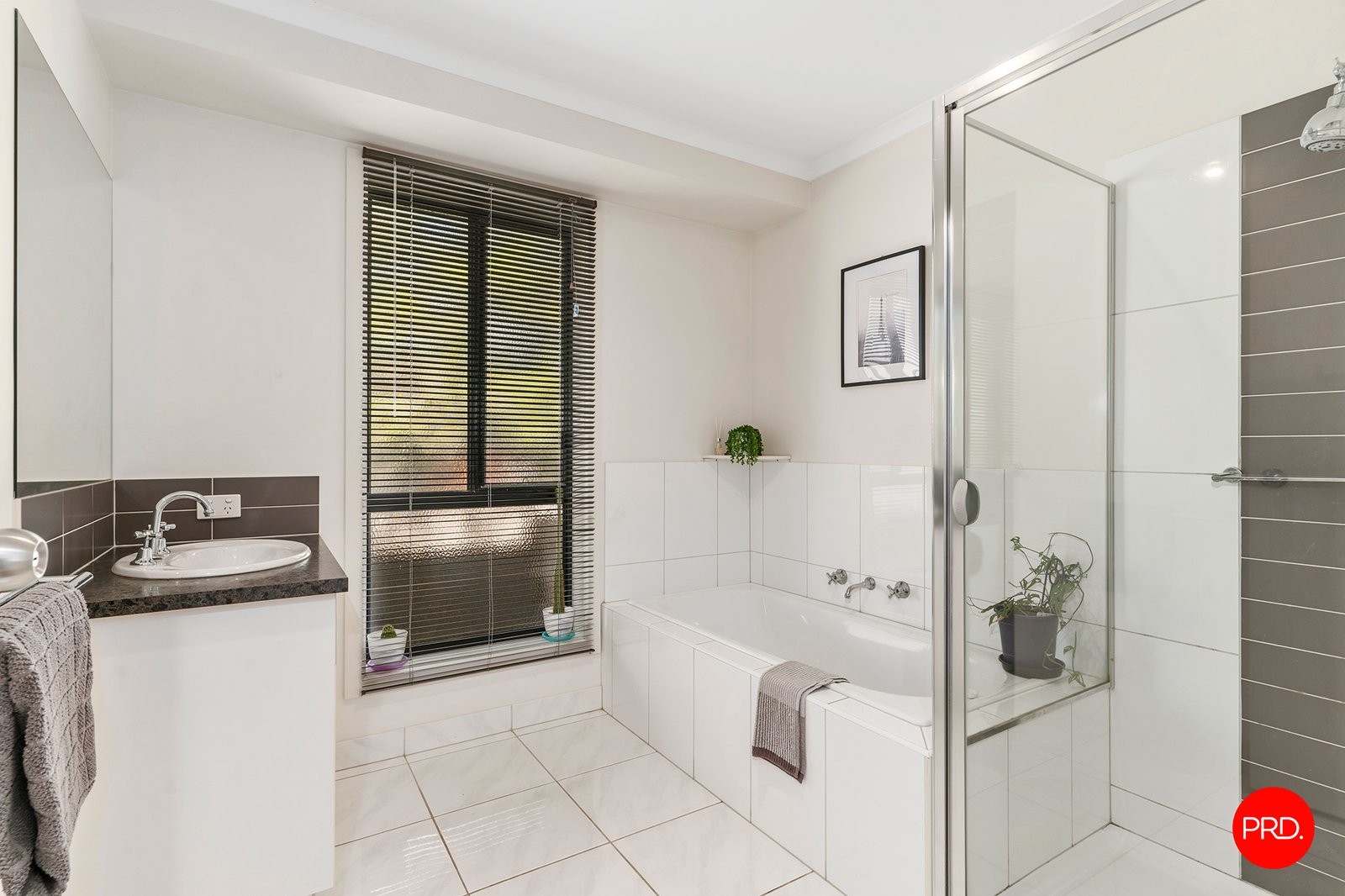 93 Mistletoe Street GOLDEN SQUARE 14