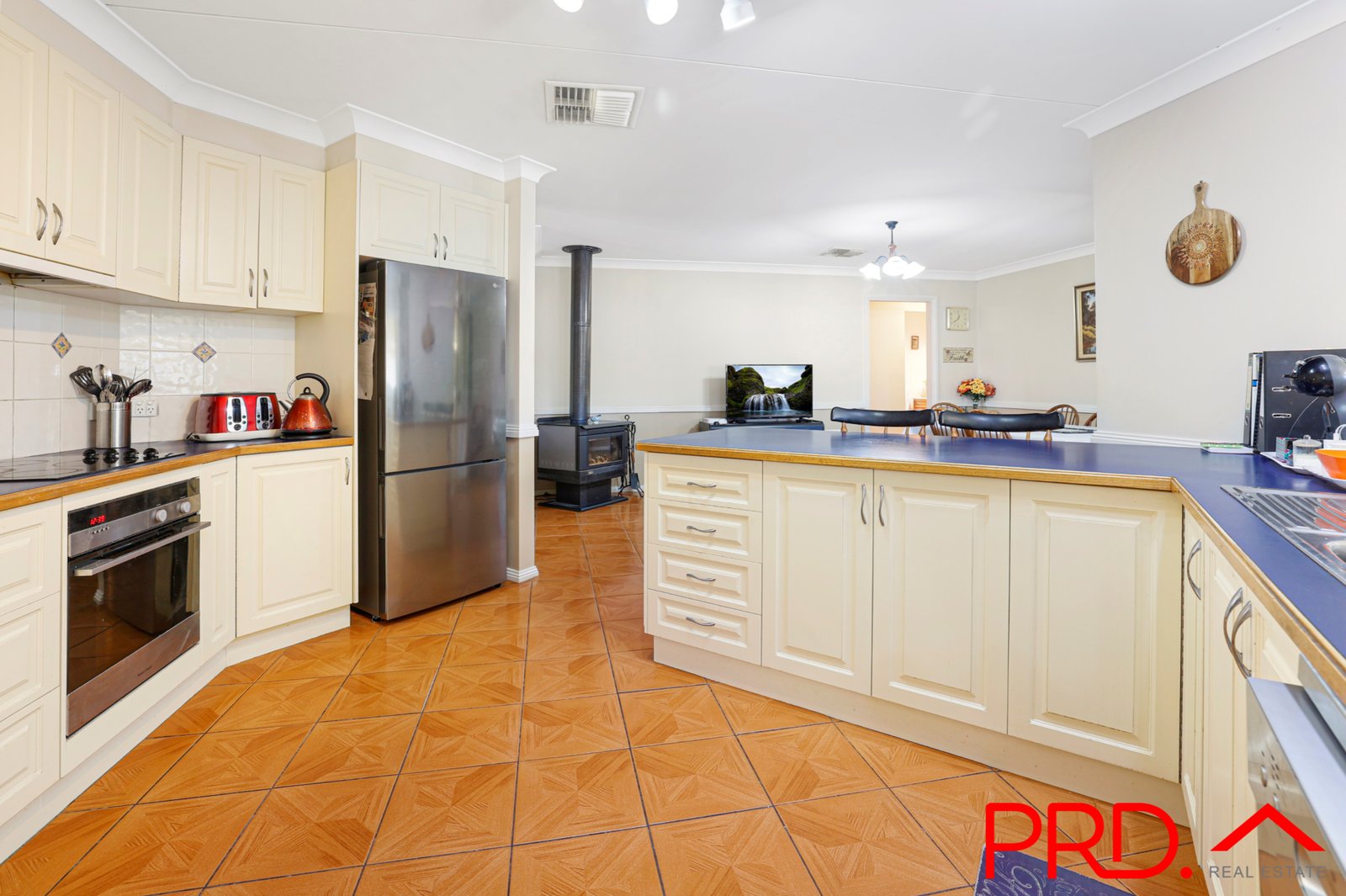 93 Morilla Street TAMWORTH 5