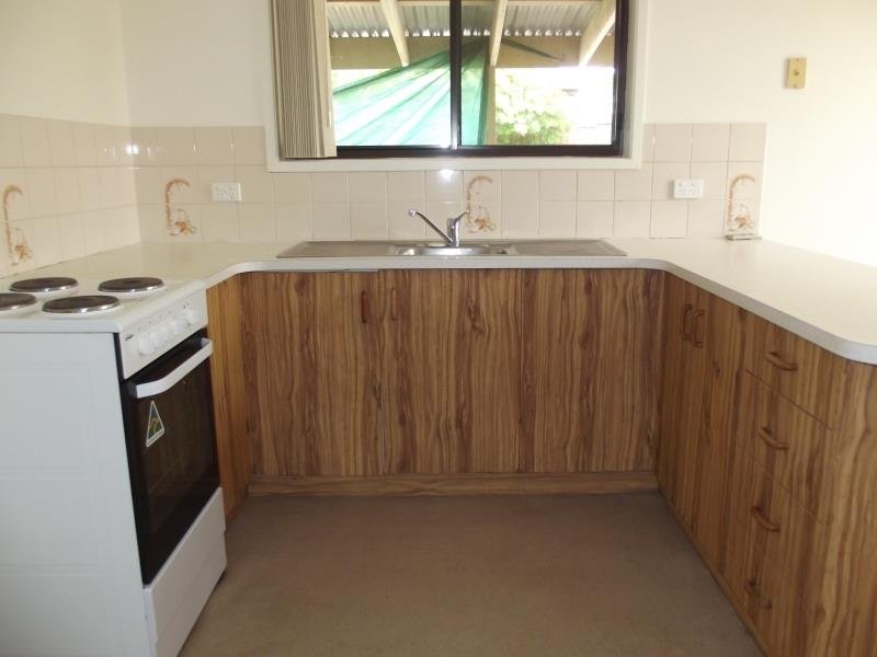 93 Peel Street TAMWORTH 4