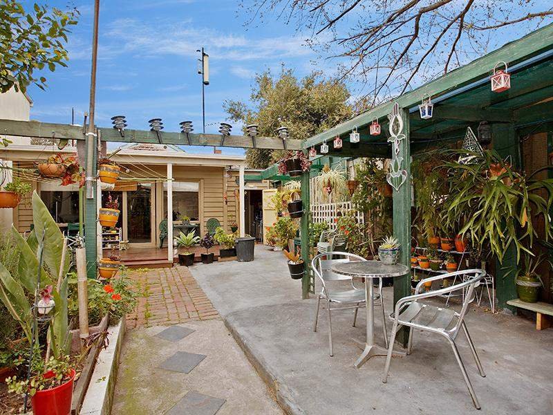 Gallery: 93 Pickles Street