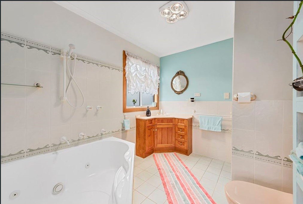 93 Renfrew Circle GOODWOOD 6