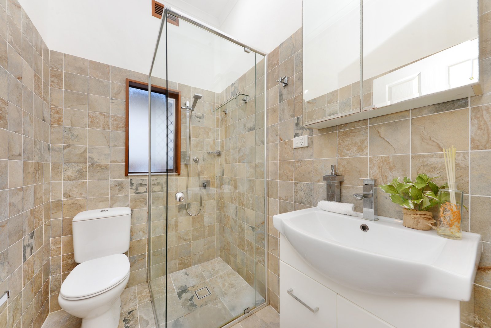 93 Robey Street MASCOT 12