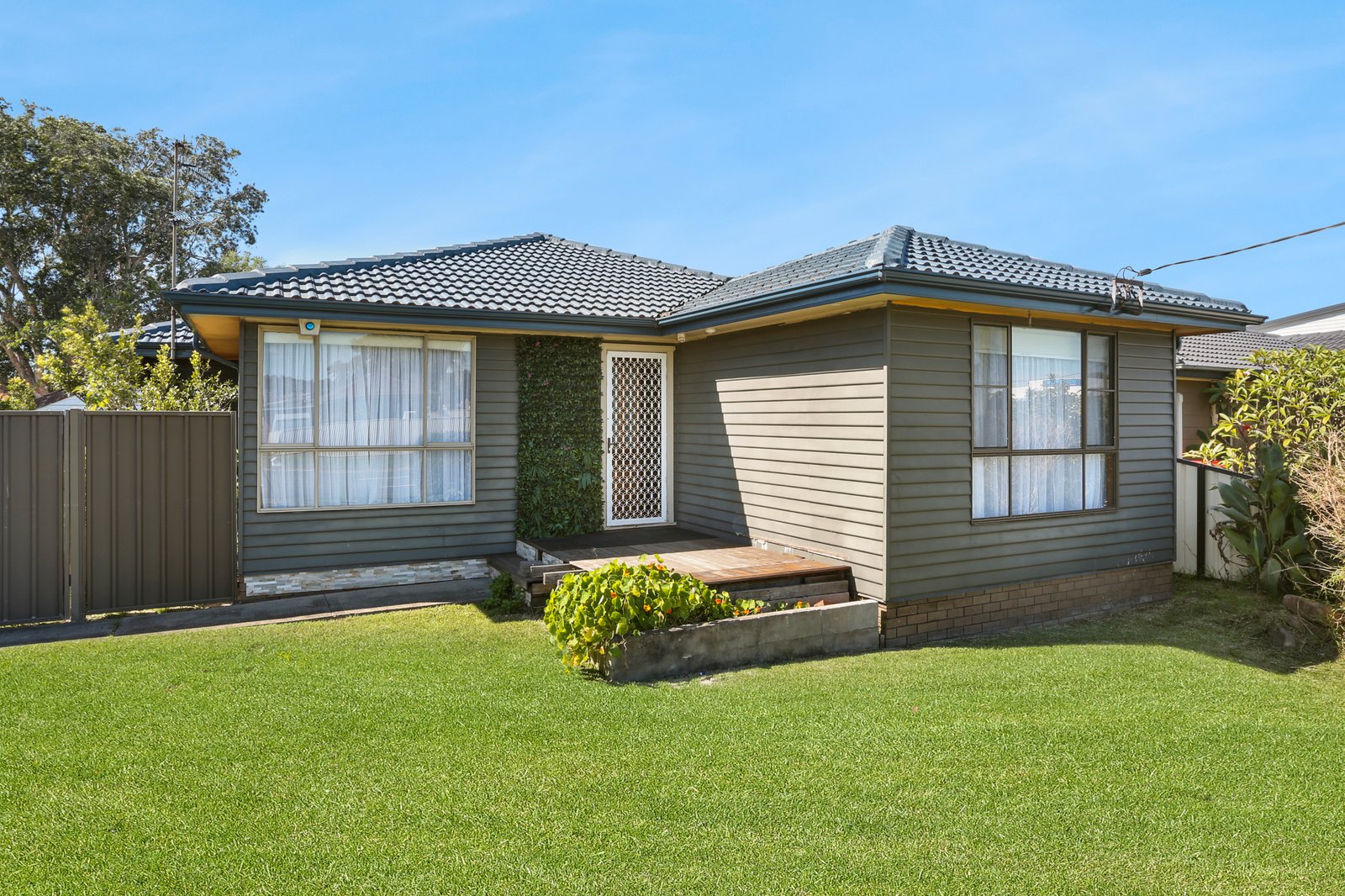 93 Shellharbour Road WARILLA 1