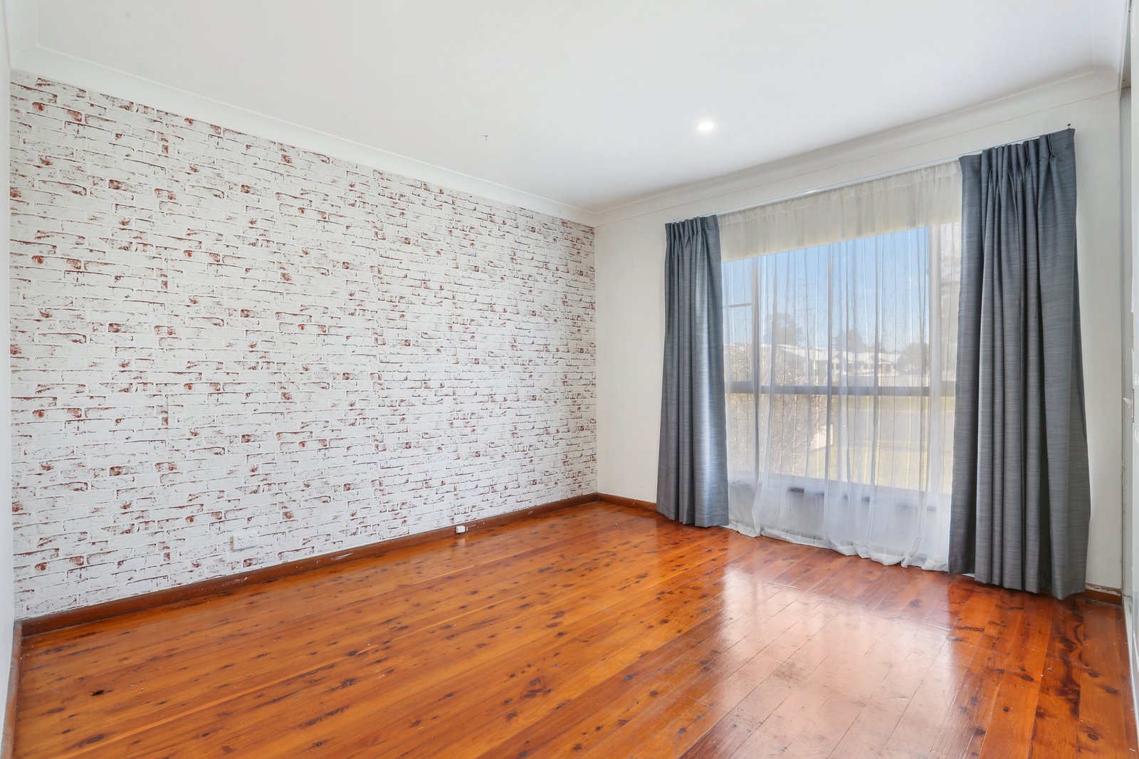 93 Shellharbour Road WARILLA 4