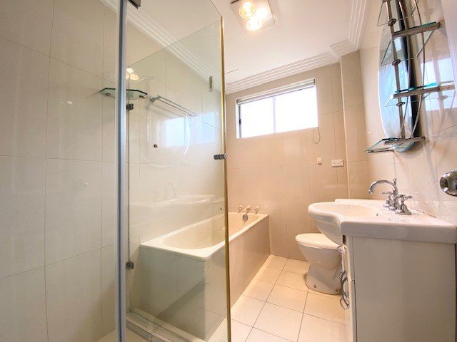 9/3 Short Street CARLTON 3