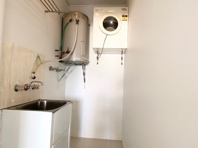 9/3 Short Street CARLTON 7