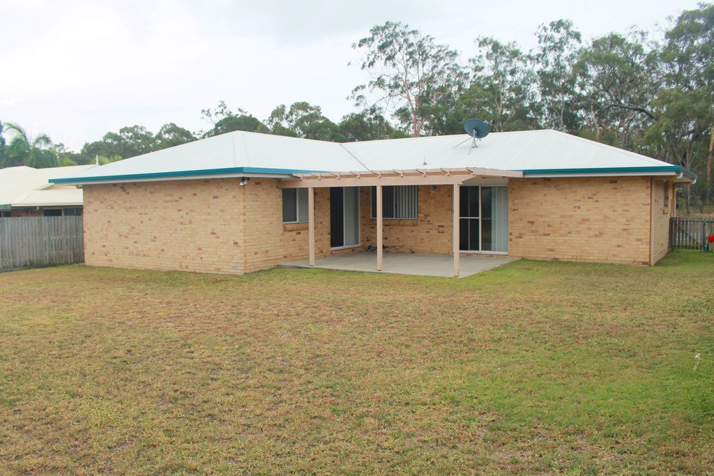93 The Oaks Road TANNUM SANDS 14