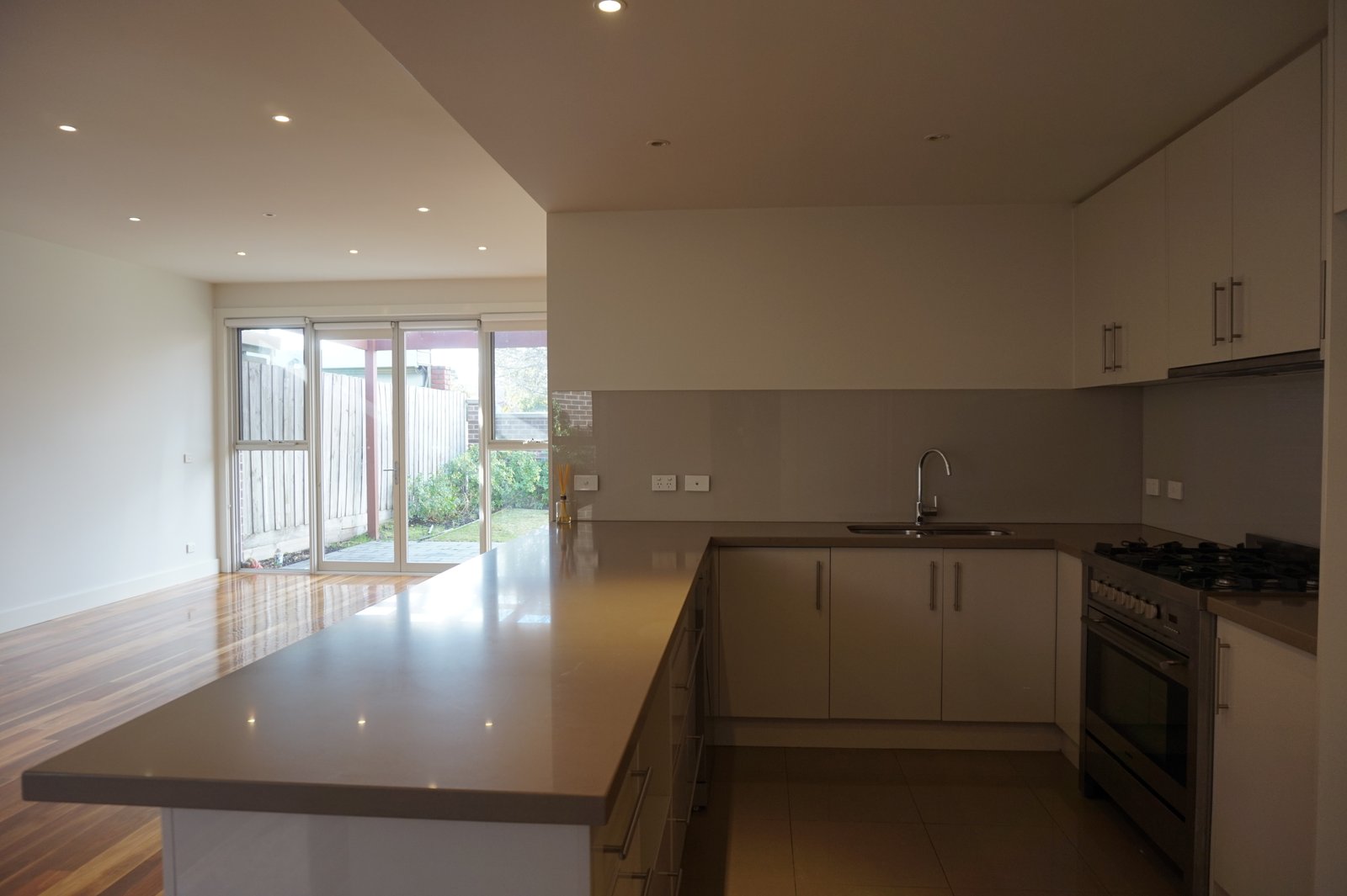 Gallery: 93 Thomas Street