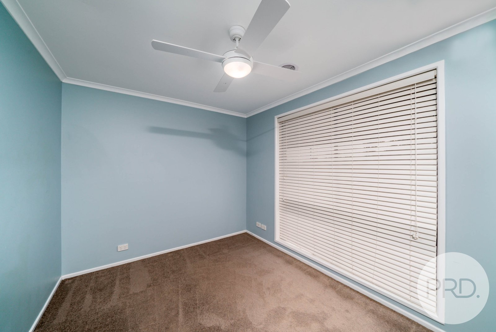 93 Undurra Drive GLENFIELD PARK 7