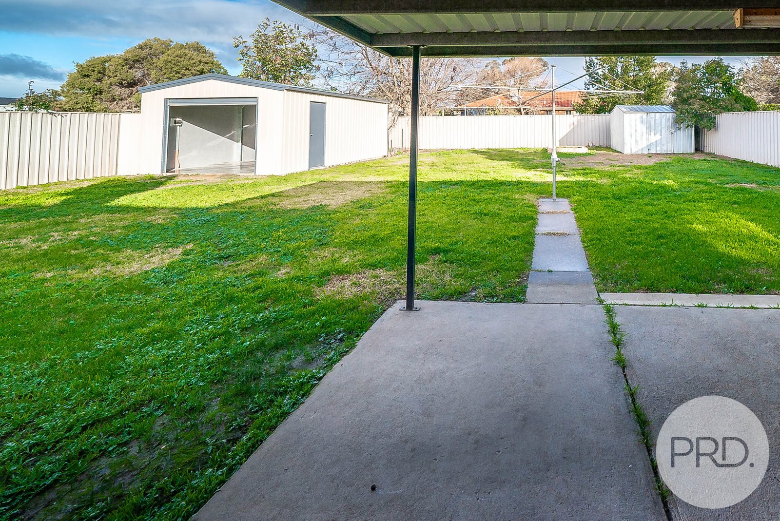 93 Undurra Drive GLENFIELD PARK 9