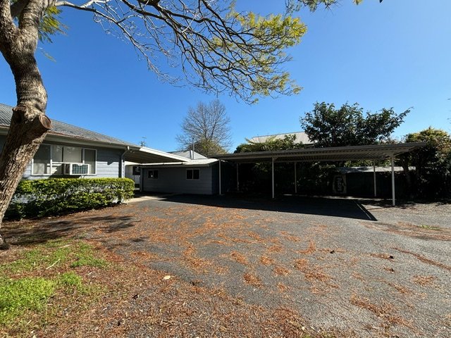 93 West High Street COFFS HARBOUR 6