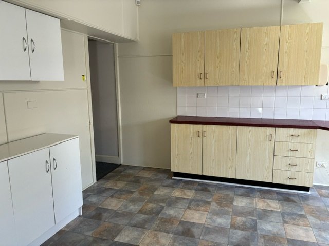 93 West High Street COFFS HARBOUR 30
