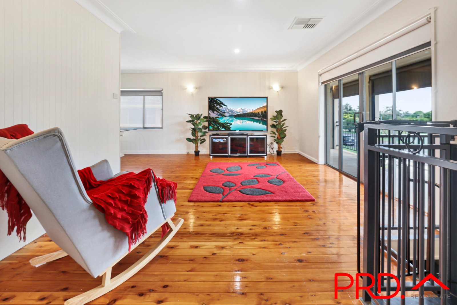 93 Wilburtree Street TAMWORTH 4