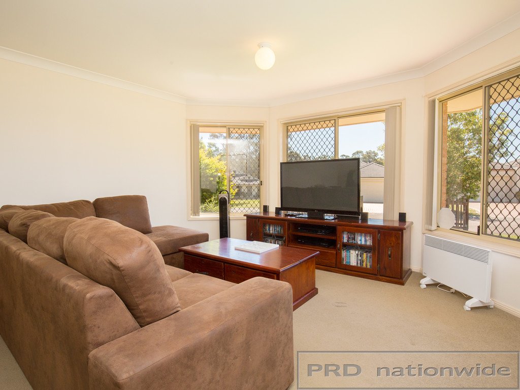 93 Worcestor Drive EAST MAITLAND 2