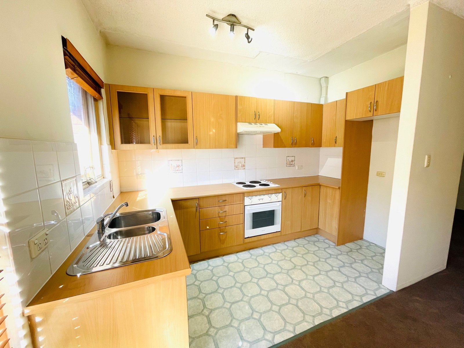 9/30 Crawford Road BRIGHTON-LE-SANDS 4