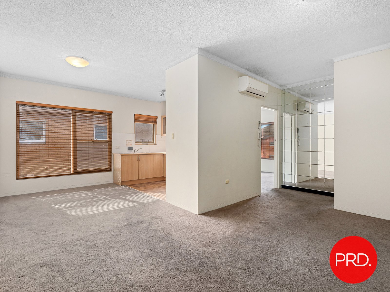 9/30 Crawford Road BRIGHTON-LE-SANDS 2