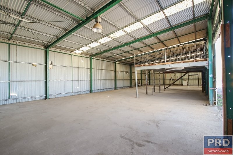 930 Metry Street ALBURY 4