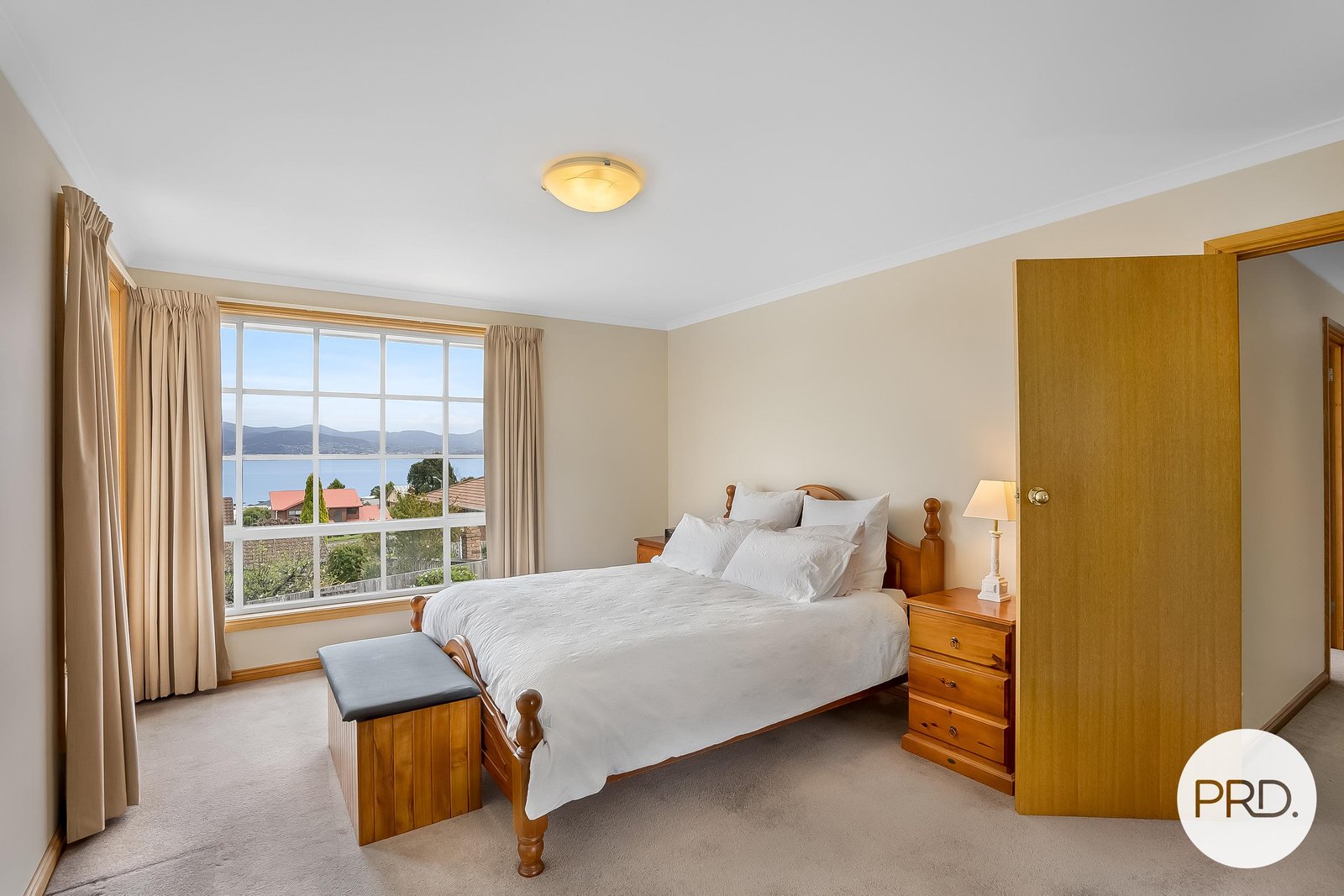 930 Oceana Drive TRANMERE 9