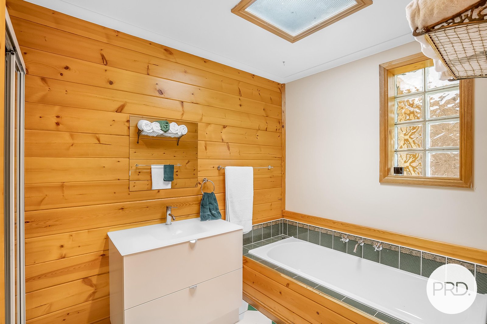 930 Oceana Drive TRANMERE 14