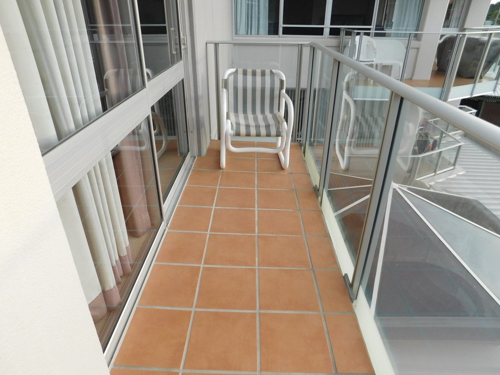 9/30 The Esplanade BURLEIGH HEADS 9