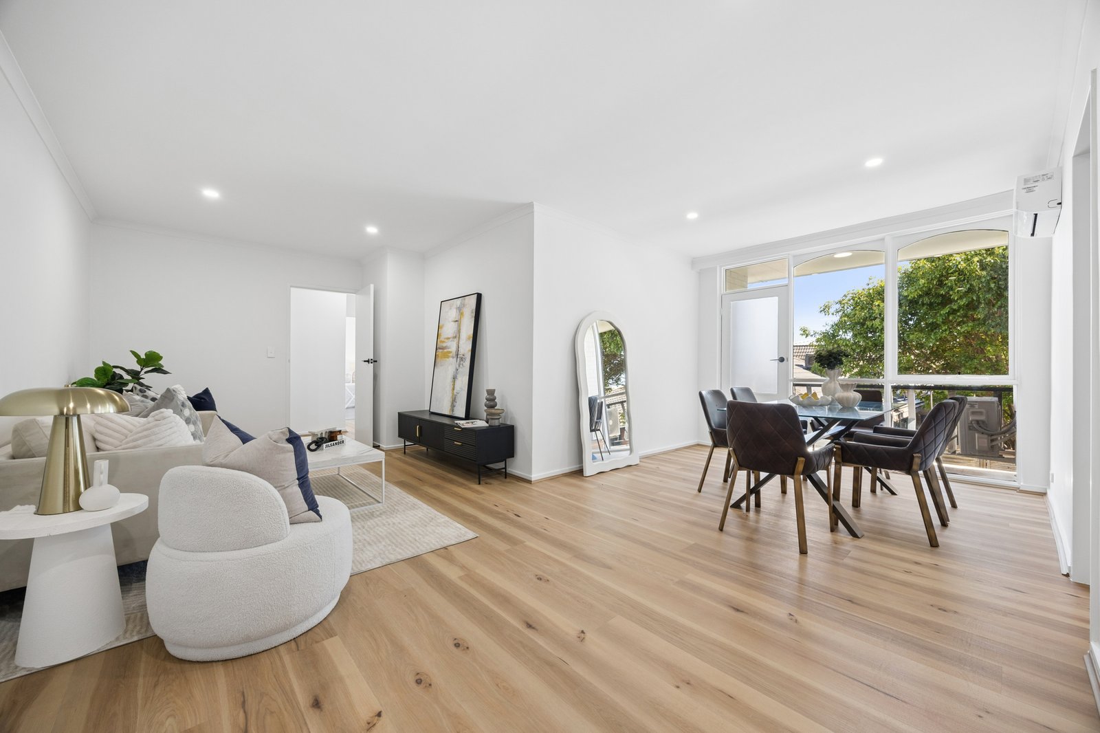 Gallery: 9/305 Grange Road
