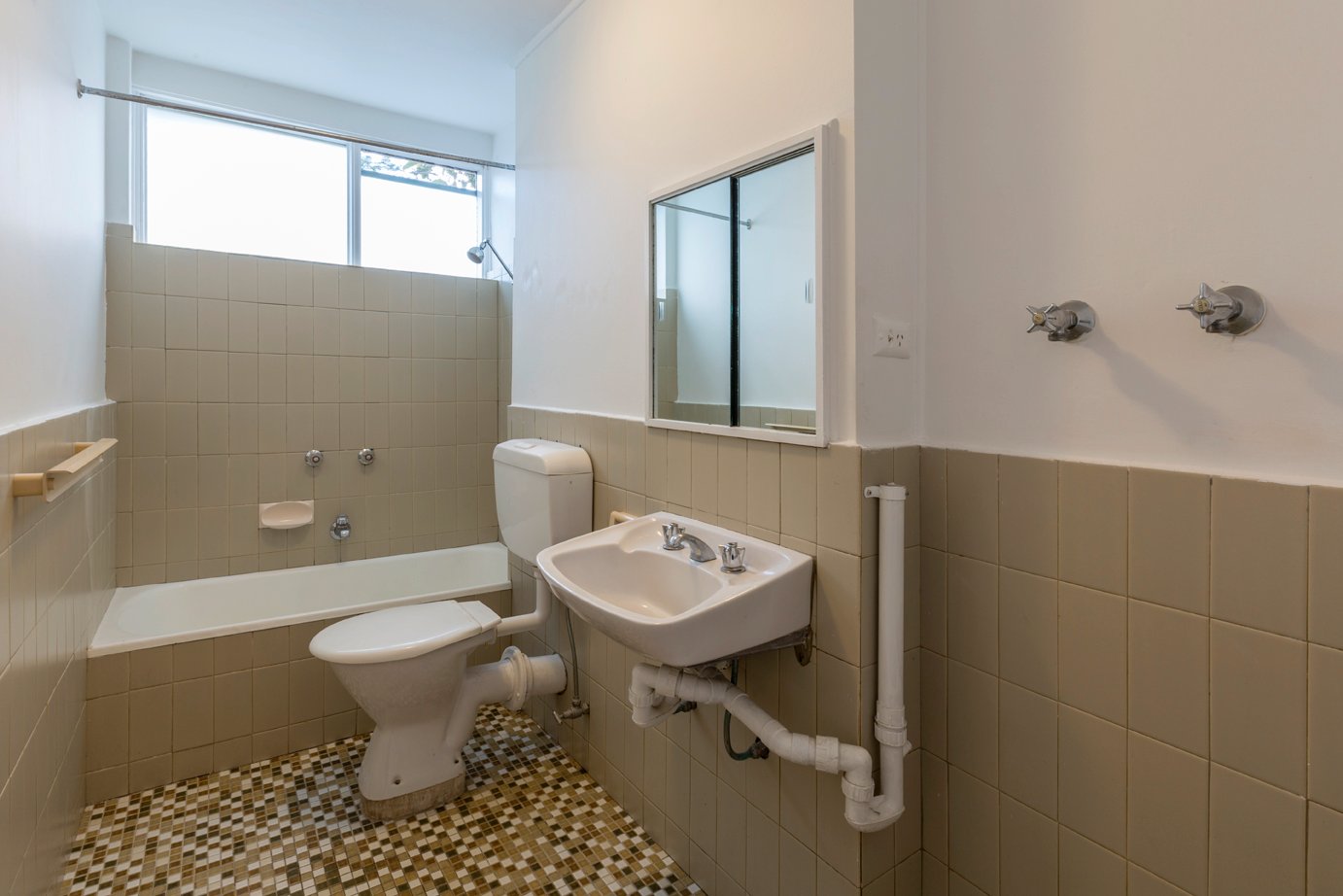 Real Estate and Property in 9/306 Glen Eira Road, Caulfield North, VIC