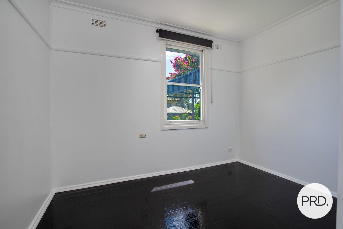 931 Currawong Street NORTH ALBURY 9