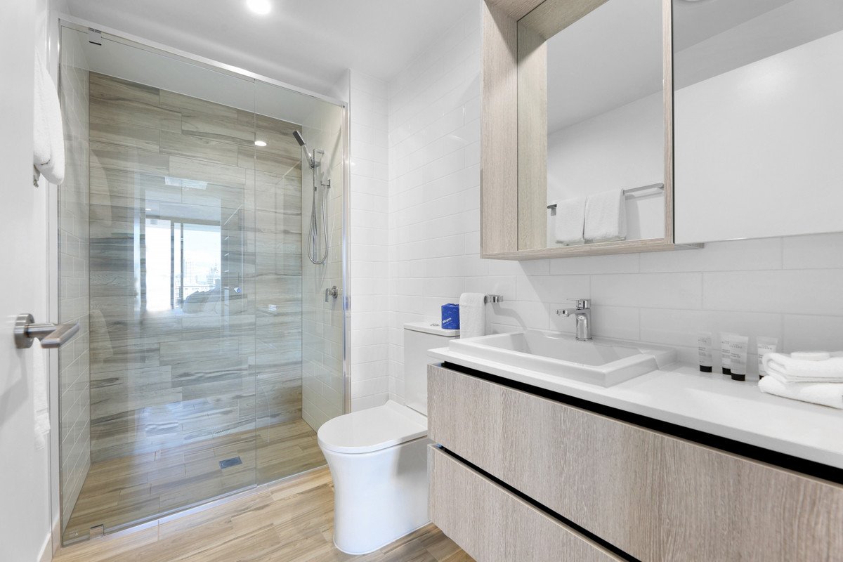 93/1969 Gold Coast Highway Burleigh Heads 13