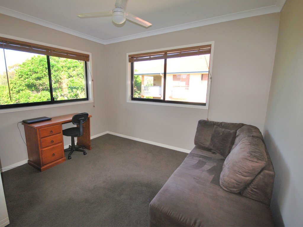 9/32-34 Dutton Street COOLANGATTA 9