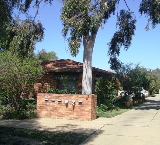 9/32 Ashmont Avenue ASHMONT 1