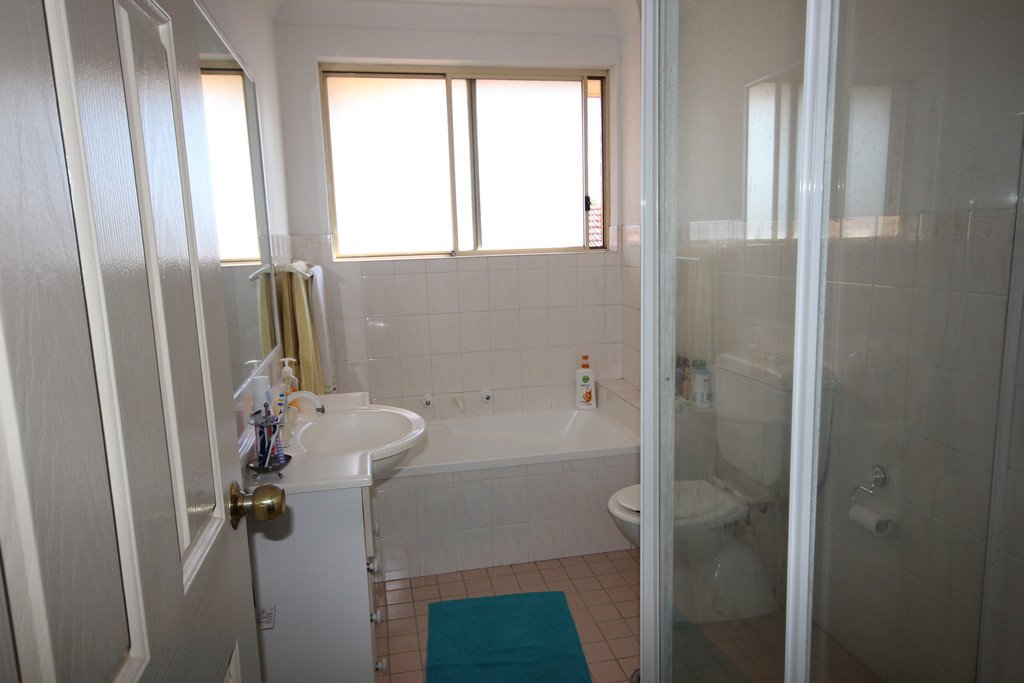 9/32 Solander Street MONTEREY 3