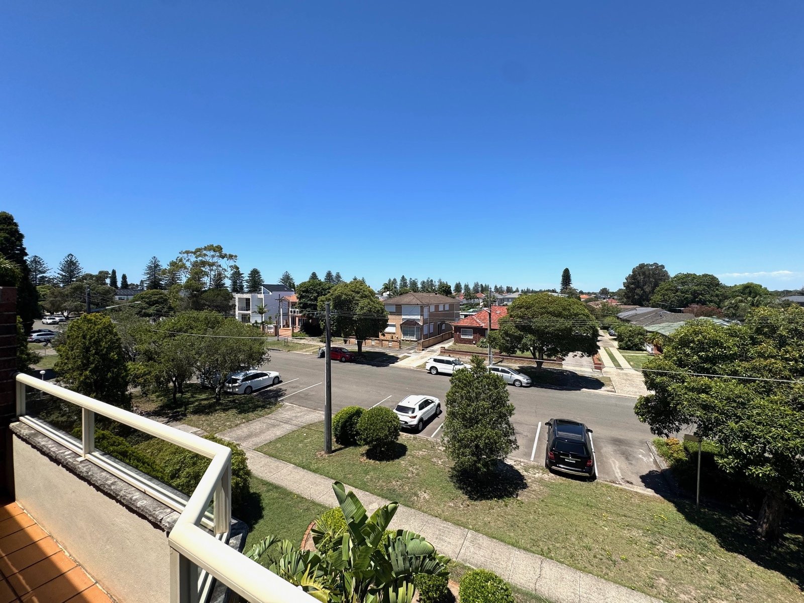 9/32 Solander Street MONTEREY 7