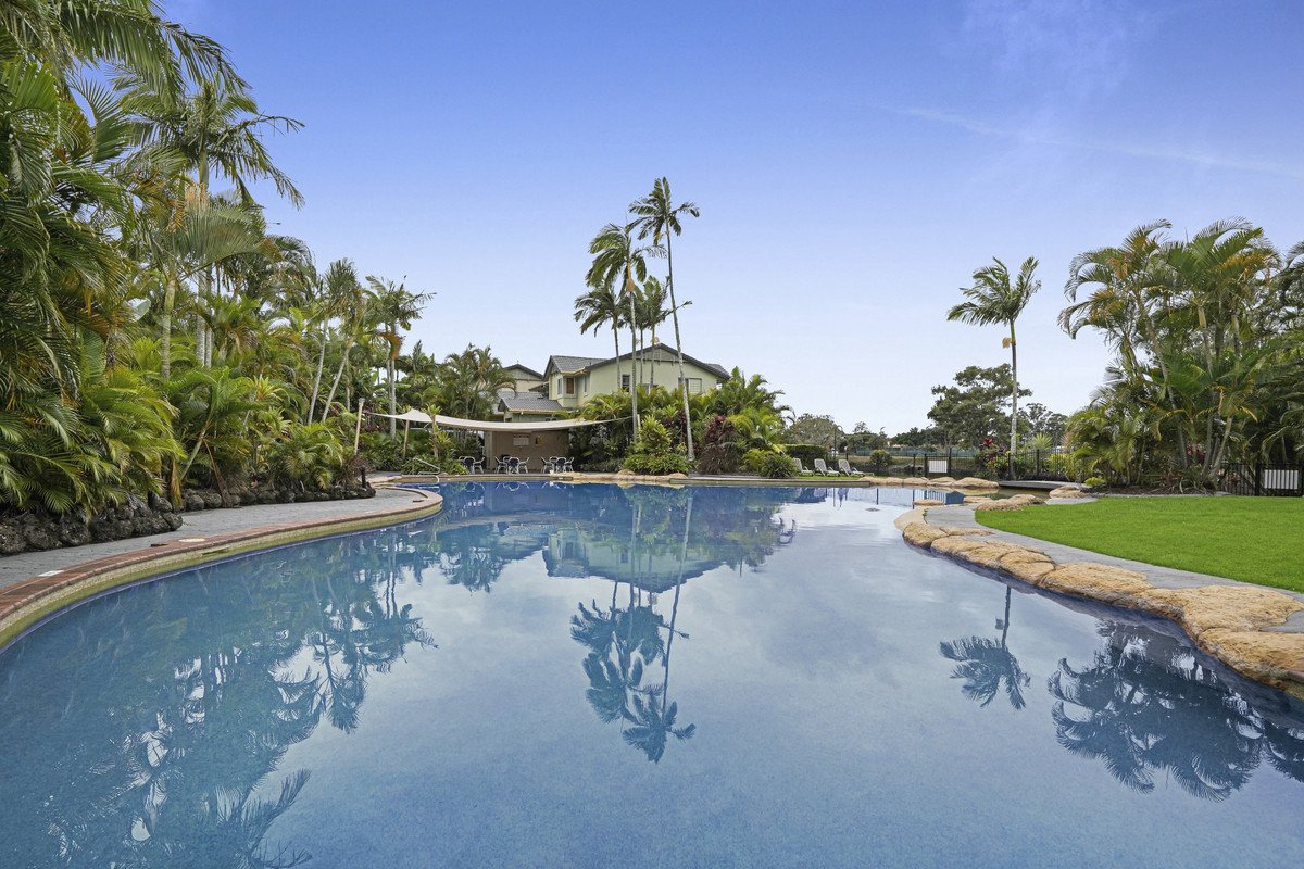 93/215 Cottesloe Drive Mermaid Waters 14