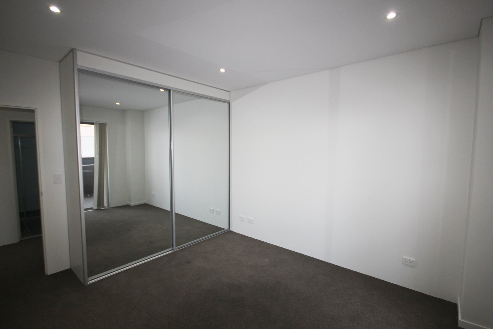 9/33-37 Gray Street KOGARAH 4