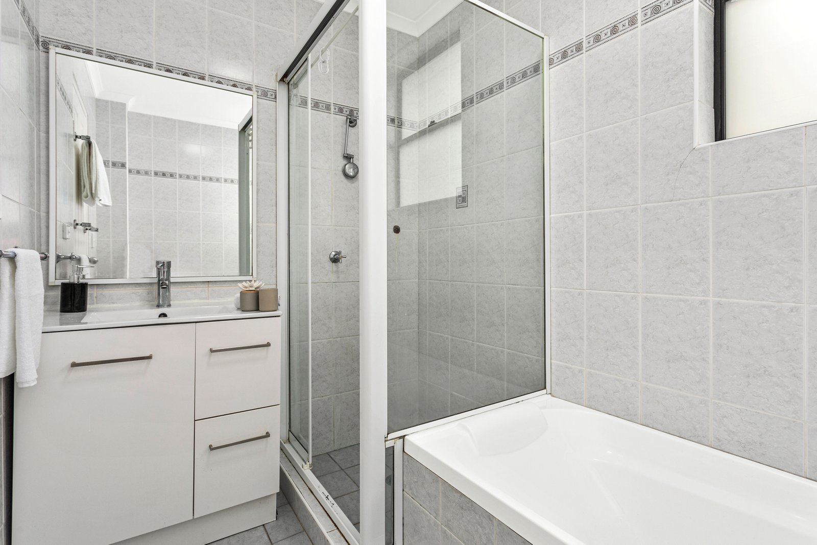 9/33-37 West Street HURSTVILLE 5