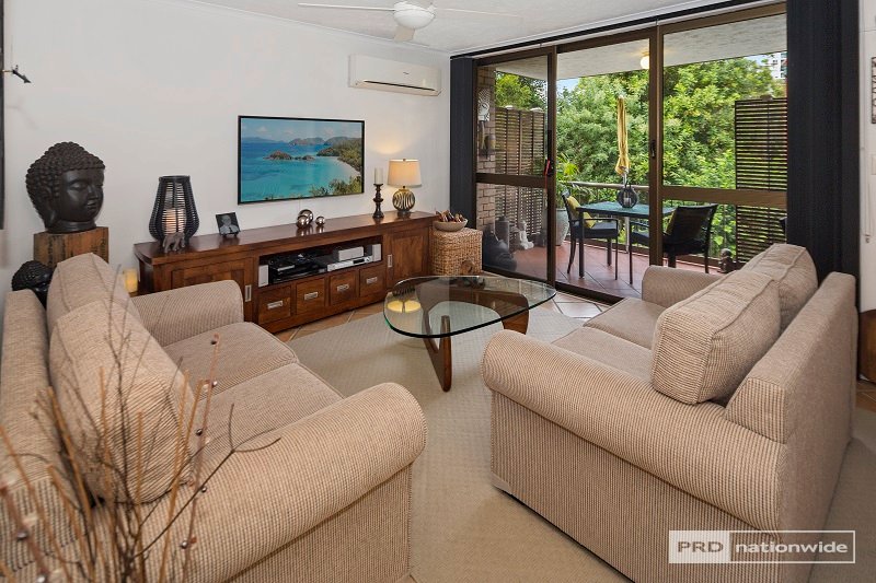 9/33 Whiting Street LABRADOR 2
