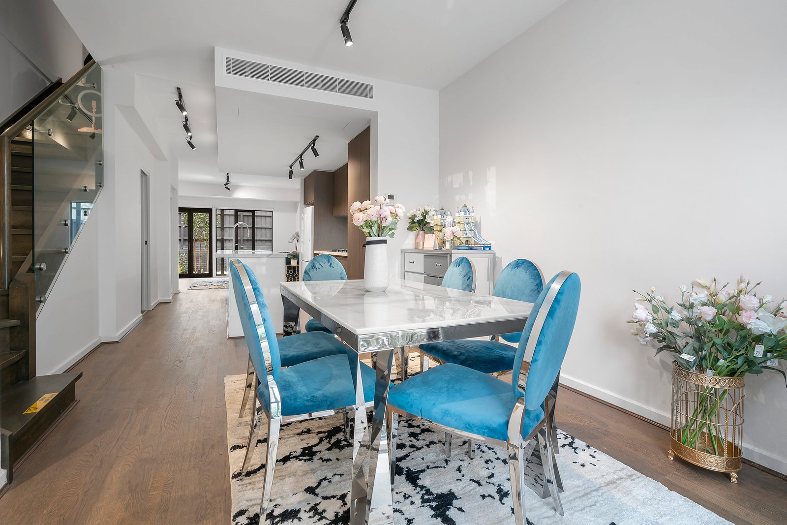 Real Estate and Property in 9/332 Alma Road, Caulfield North, VIC